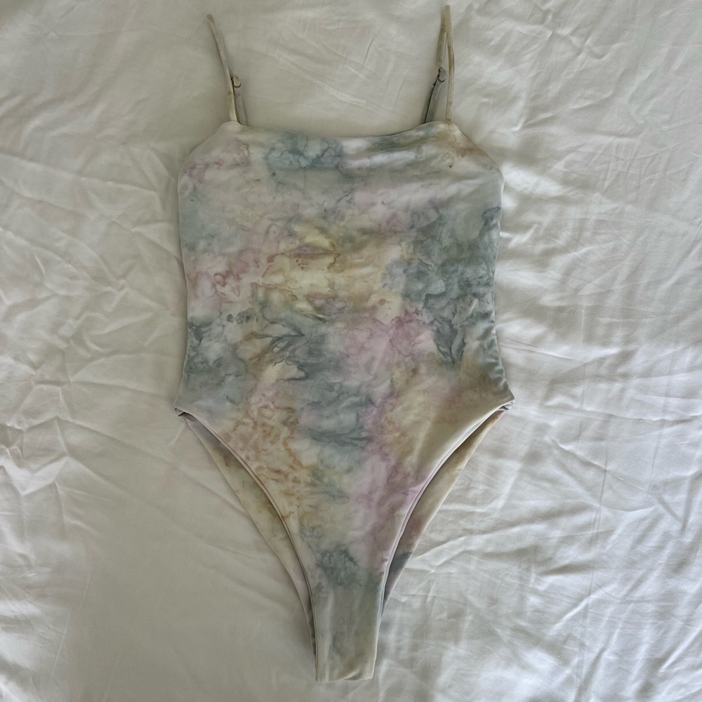 DOS GARDENIAS one piece